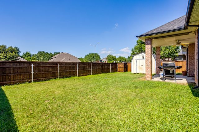 779 Little Ridge Court, Burleson, TX 76028