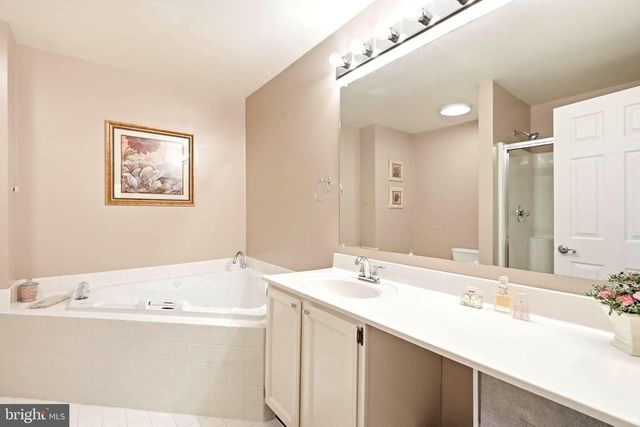 5363 CHASE LIONS WAY, Columbia, MD 21044