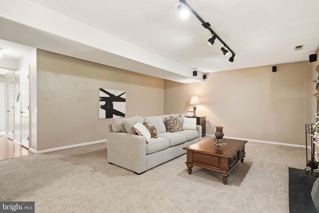 5363 CHASE LIONS WAY, Columbia, MD 21044
