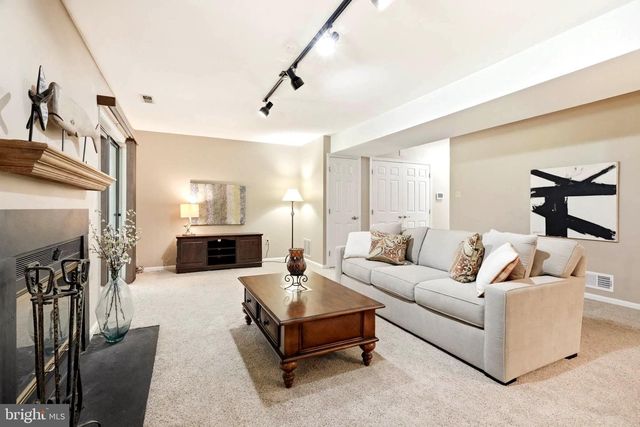 5363 CHASE LIONS WAY, Columbia, MD 21044