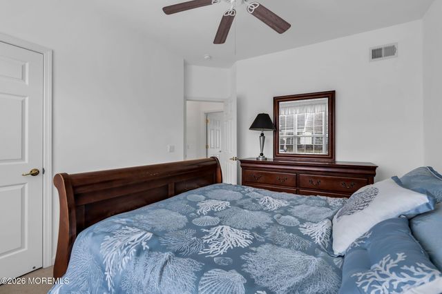 1 Tara Court, Manchester, NJ 08759