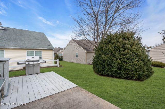 1 Tara Court, Manchester, NJ 08759