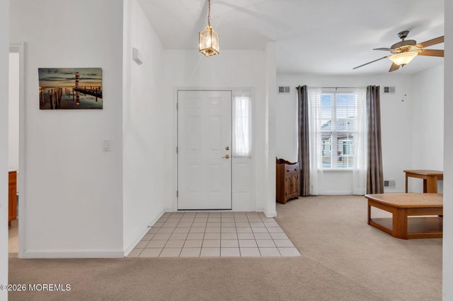 1 Tara Court, Manchester, NJ 08759