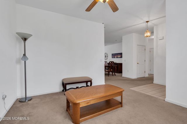 1 Tara Court, Manchester, NJ 08759