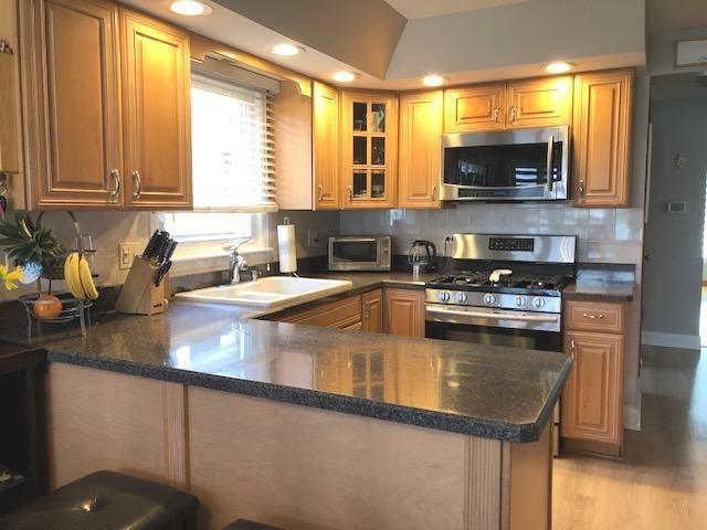 6316 W 64th Street, Chicago, IL 60638