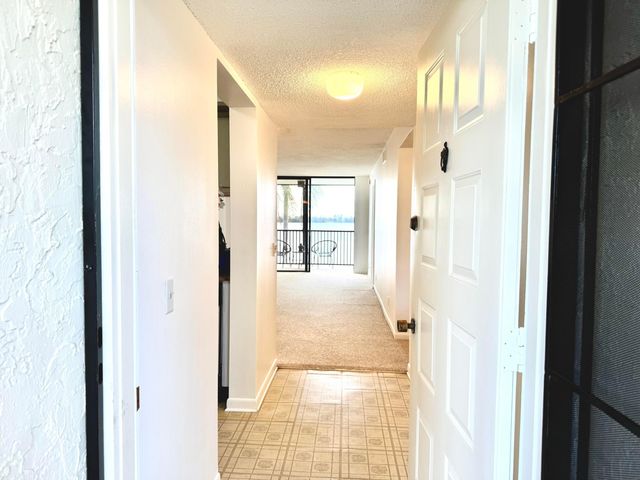 112 Lake Emerald Drive 204, Oakland Park, FL 33309