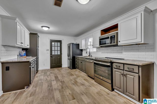 1702 RIDGE DRIVE, Jasper, AL 35504