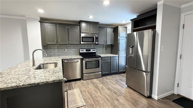 8287 Monrovia Street, Lenexa, KS 66215