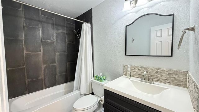 8287 Monrovia Street, Lenexa, KS 66215