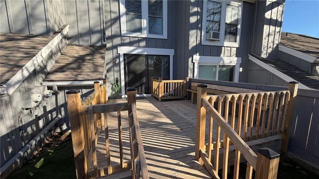 8287 Monrovia Street, Lenexa, KS 66215