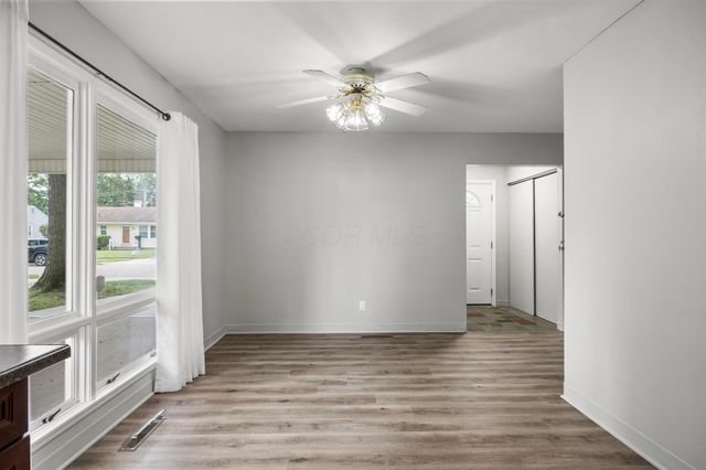 272 Carilla Lane, Columbus, OH 43228