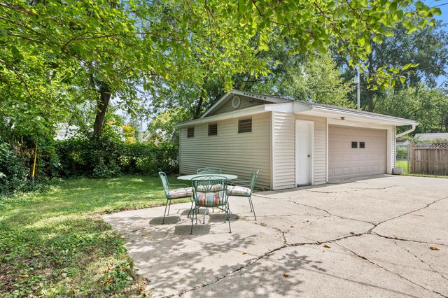 272 Carilla Lane, Columbus, OH 43228