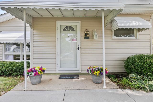 272 Carilla Lane, Columbus, OH 43228