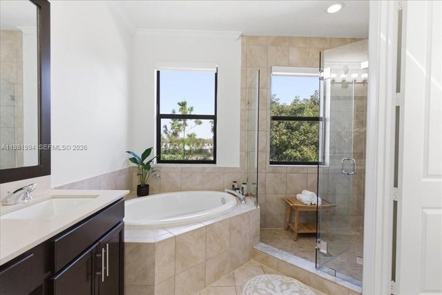 3407 W 99th Pl 3407, Hialeah, FL 33018