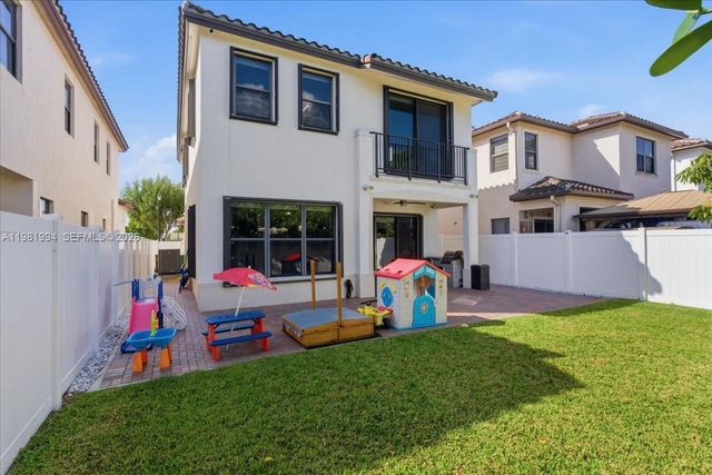 3407 W 99th Pl 3407, Hialeah, FL 33018