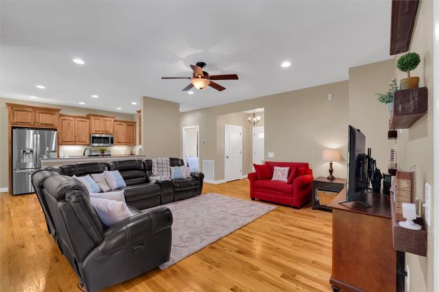 310 Puckett Mill Drive, Central, SC 29630
