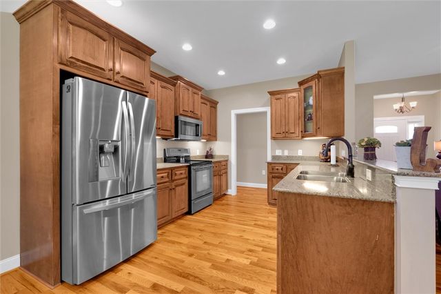 310 Puckett Mill Drive, Central, SC 29630