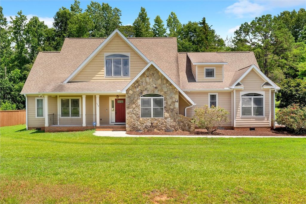 310 Puckett Mill Drive, Central, SC 29630