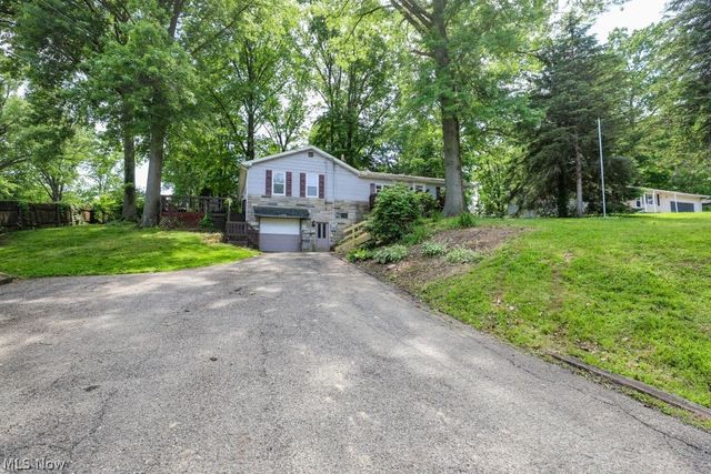1480 Meadowbrook Boulevard, Stow, OH 44224