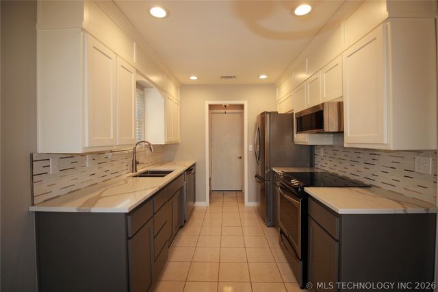 2507 Westwood, Ardmore, OK 73401