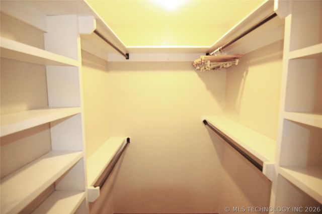 2507 Westwood, Ardmore, OK 73401