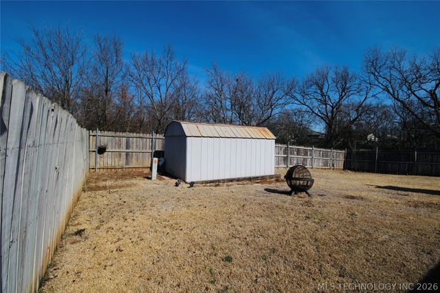 2507 Westwood, Ardmore, OK 73401