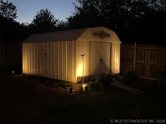 2507 Westwood, Ardmore, OK 73401