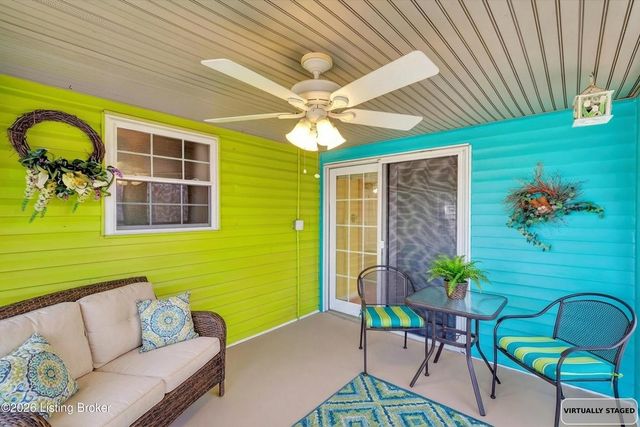 7520 E Orchard Grass Blvd, Crestwood, KY 40014