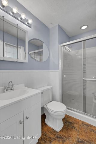 7520 E Orchard Grass Blvd, Crestwood, KY 40014