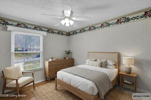 7520 E Orchard Grass Blvd, Crestwood, KY 40014