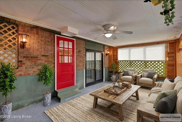 7520 E Orchard Grass Blvd, Crestwood, KY 40014