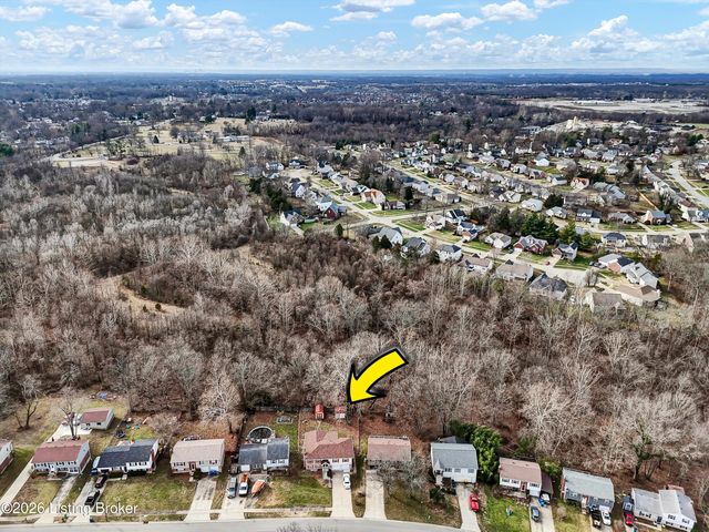 7520 E Orchard Grass Blvd, Crestwood, KY 40014