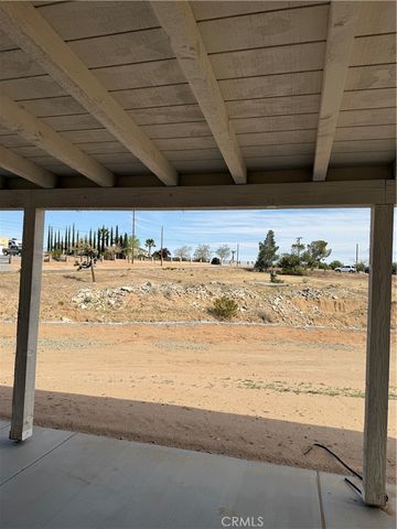 17796 Valencia Street, Hesperia, CA 92345