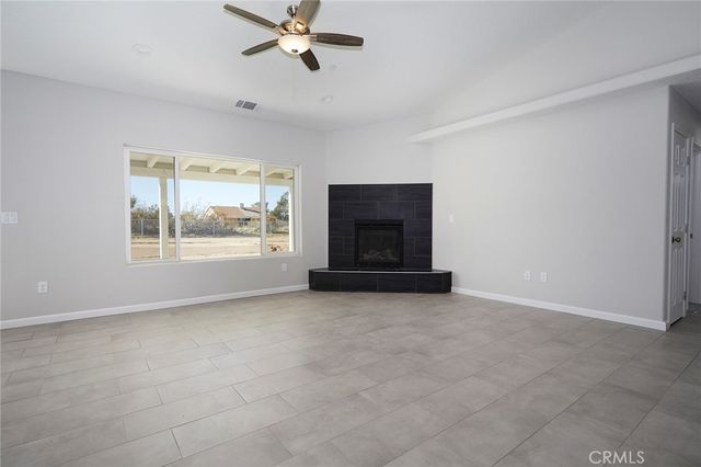 17796 Valencia Street, Hesperia, CA 92345