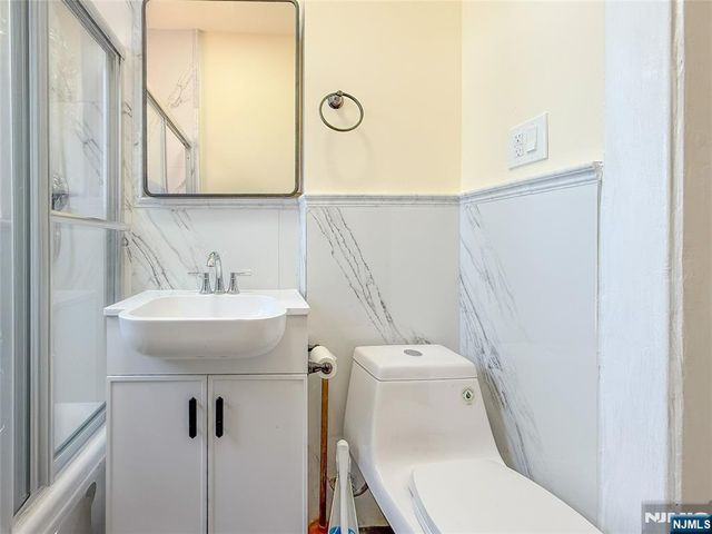 244 Lincoln Avenue, Cliffside Park, NJ 07010