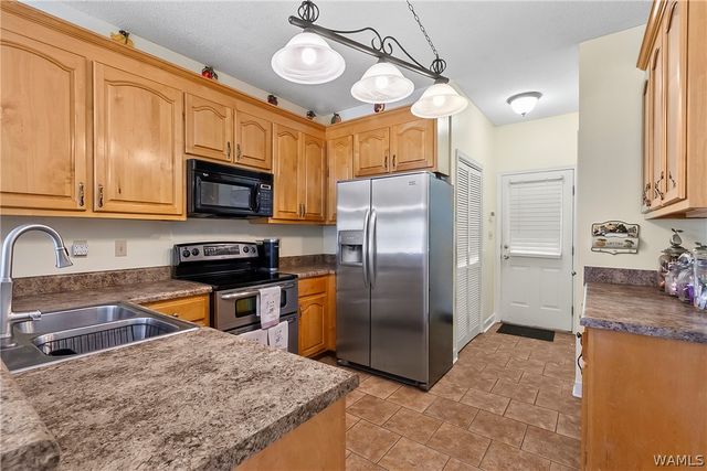 10221 Magnolia Springs, Tuscaloosa, AL 35405