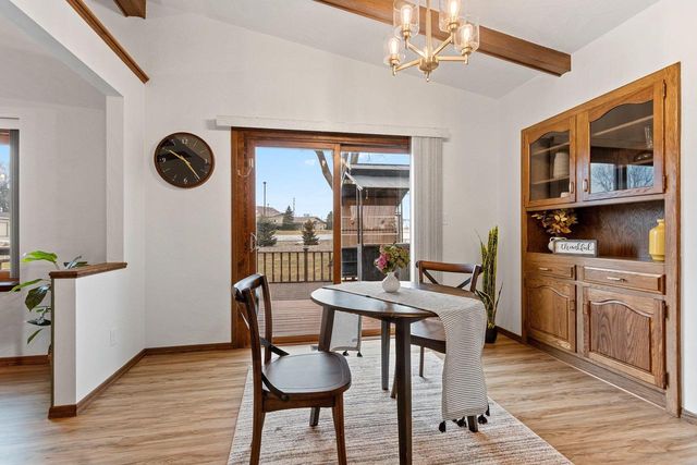 36 APACHE COURT, Appleton, WI 54911