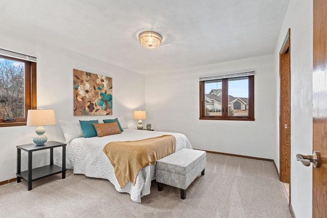 36 APACHE COURT, Appleton, WI 54911