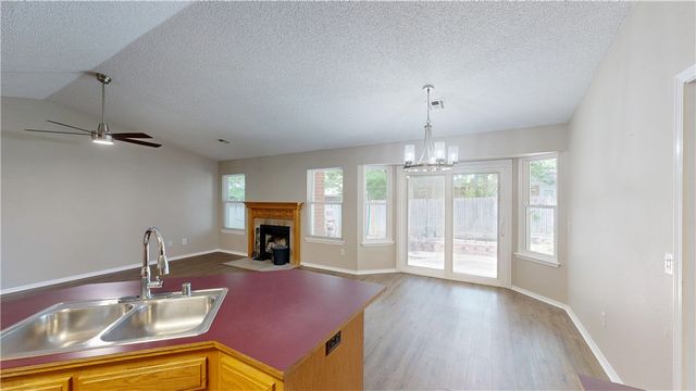 4456 W Chaparral Lane, Fayetteville, AR 72704