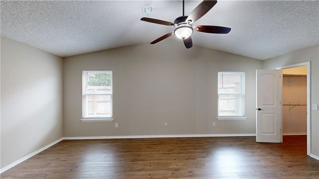 4456 W Chaparral Lane, Fayetteville, AR 72704