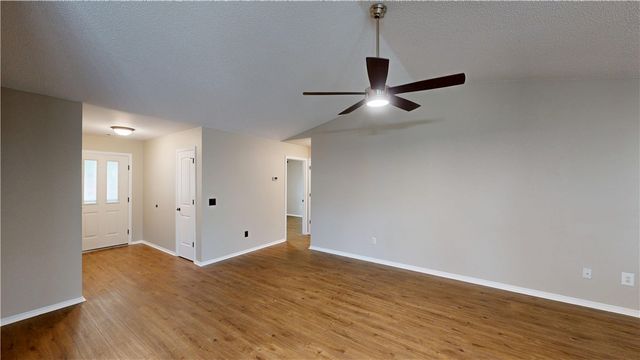 4456 W Chaparral Lane, Fayetteville, AR 72704