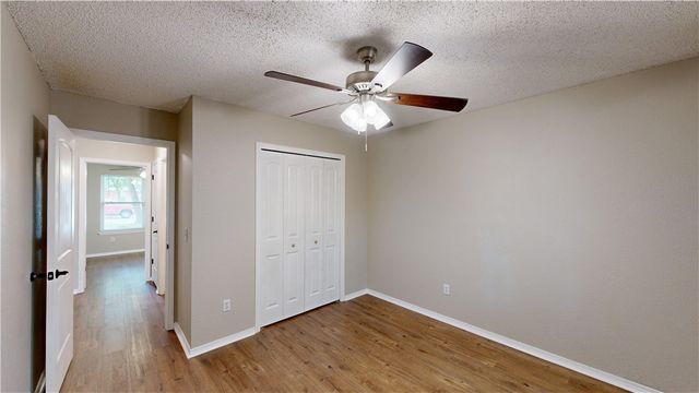 4456 W Chaparral Lane, Fayetteville, AR 72704