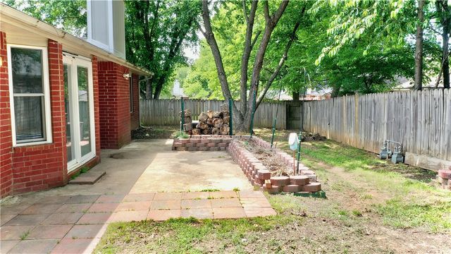 4456 W Chaparral Lane, Fayetteville, AR 72704
