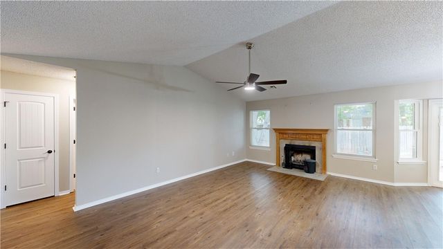 4456 W Chaparral Lane, Fayetteville, AR 72704