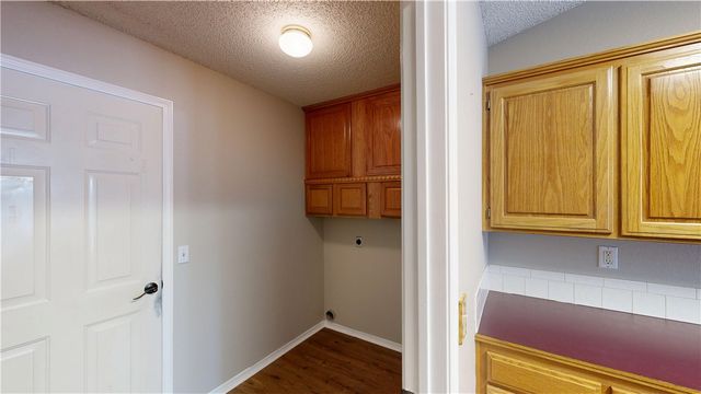 4456 W Chaparral Lane, Fayetteville, AR 72704