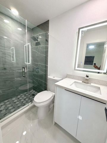 17800 NW 8th Avenue, Miami Gardens, FL 33169