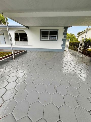 17800 NW 8th Avenue, Miami Gardens, FL 33169