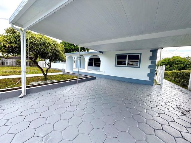 17800 NW 8th Avenue, Miami Gardens, FL 33169