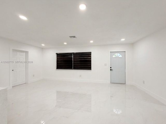 17800 NW 8th Avenue, Miami Gardens, FL 33169