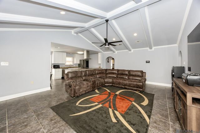 2309 Cully Dr, Baton Rouge, LA 70816